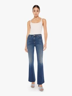 The Desperado - C'est La Vie -Mother Denim 1647 1156 VIE VW A FullBodyFront 3858 e7d117e3 4fc6 4b67 92dd 14688df16cf4