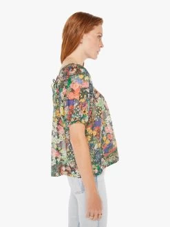 The Garden Party Peasant - Pretty As A Picture -Mother Denim 2562 1492 PTC VW B WaistUpSide 4378