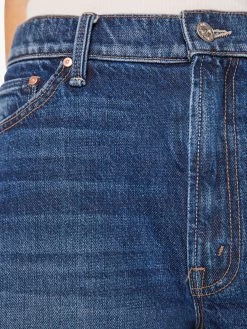 The Dodger Short Short Fray - Did You Bring Me Anything? 14 The Dodger Short Short Fray - Did You Bring Me Anything? -Mother Denim 4283 1396 DYT VW F Detail 3561