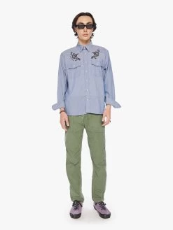 The Galloping Kid - Bullroar -Mother Denim 6101 1420 BUL VW D FullBodyFront 2077