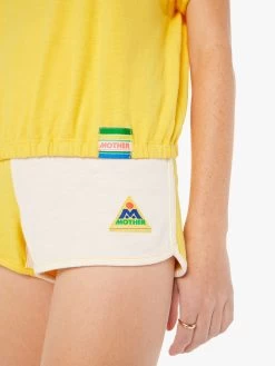 The Swiper Yoke Tee - Primrose Yellow -Mother Denim 81301 601 PYO VW E Detail 4730