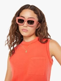 The Mock 10 Tee - Hot Coral -Mother Denim 8283 944 HCL VW E Detail 4767