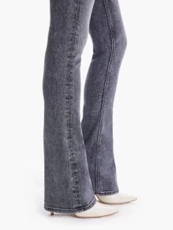 High Waisted Runaway - Train Stops -Mother Denim THEHIGHWAISTEDRUNAWAY TRAINSTOPS 1043 815 TRN 01607